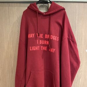 VETEMENTS- The Bridges I Burn Light The Way